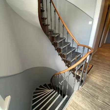 Le Nid Douillet - Privative Au Centre De Bourbourg, Proche Commodités Et Gare *