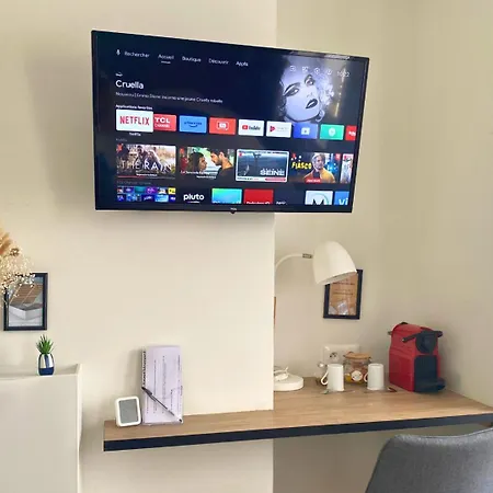 Privative Au Centre De - Proche Commodites Et Gare Apartment Bourbourg