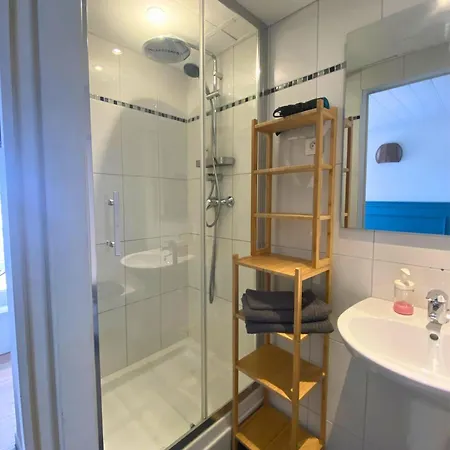 Privative Au Centre De - Proche Commodites Et Gare
