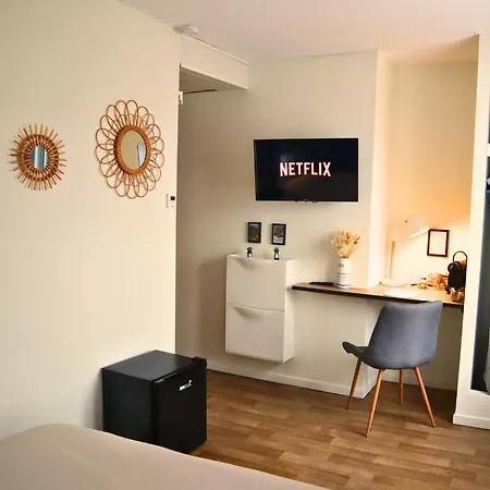Privative Au Centre De - Proche Commodites Et Gare Bourbourg